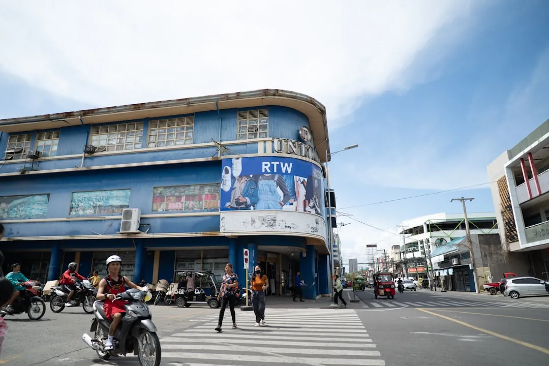 腻子喷涂机与防水设备在苏北建筑装修工程中的选型要点